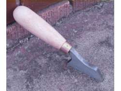 (T758) 75mm X 8mm Standard Tuckpointing Tool
